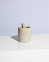 "D" MUG / VANILLA
