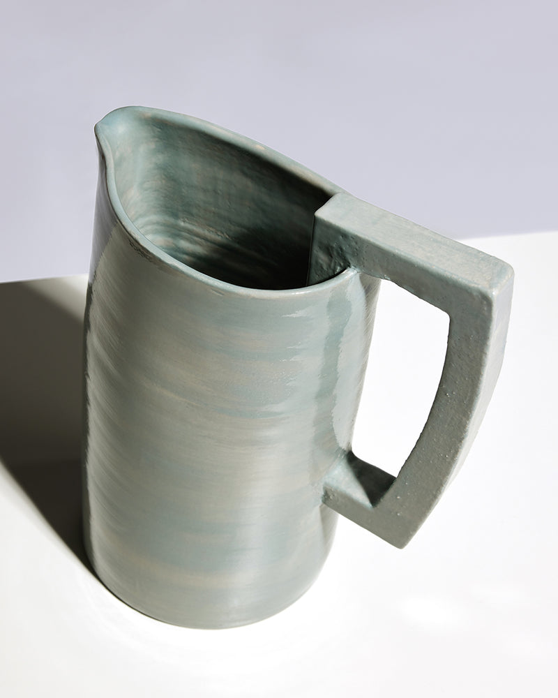 TABLE JUG / PALE GREY